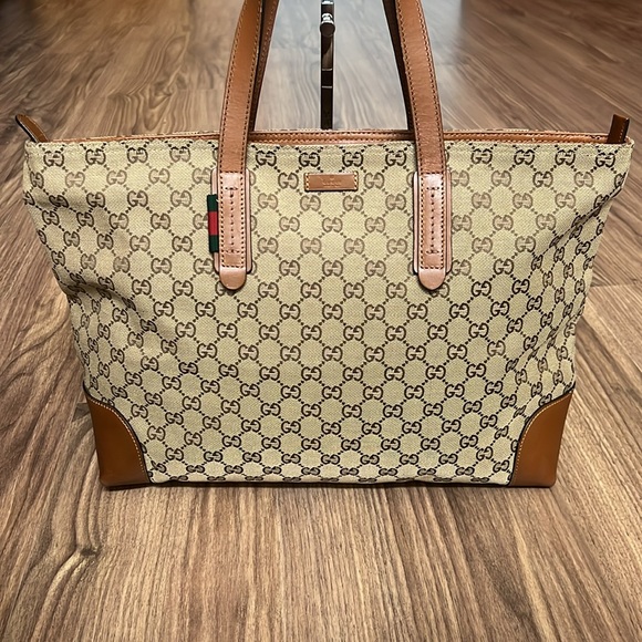 A293 - ๐ฏ% authentic Gucci shoulder bag - Picture 4 of 16